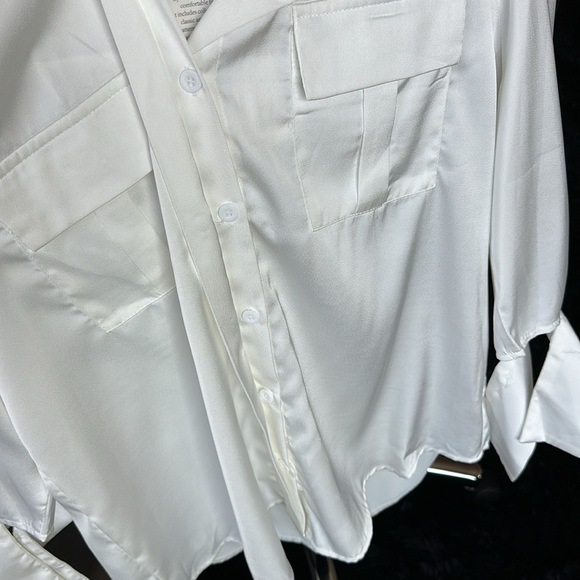 NWT White button down blouse - Picture 7 of 8